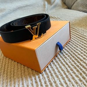 Louis Vuitton Reversible Belt